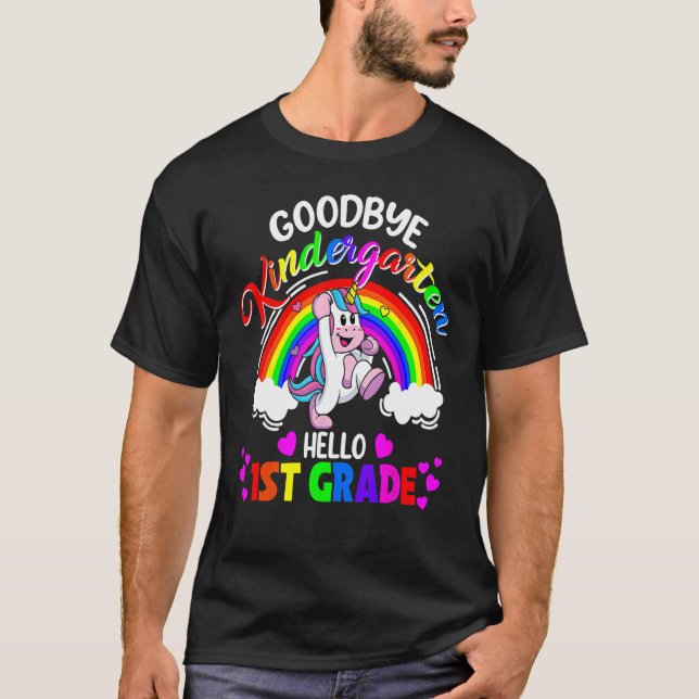 Camiseta Goodbye Kindergarten Hello First Grade Graduation (Frente)