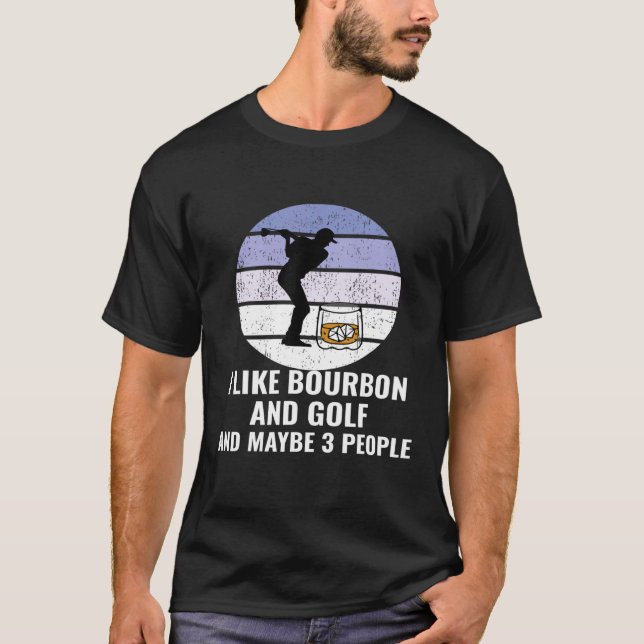 Camiseta Gosto De Bourbon E Golfe E Talvez De 3 Pessoas (Frente)