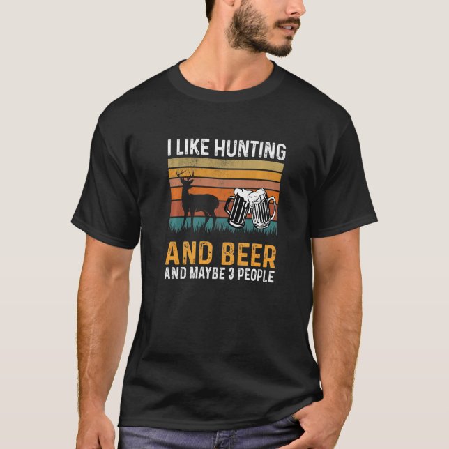Camiseta Gosto De Caça E Cerveja E Talvez 3 Pessoas Deer Hu (Frente)