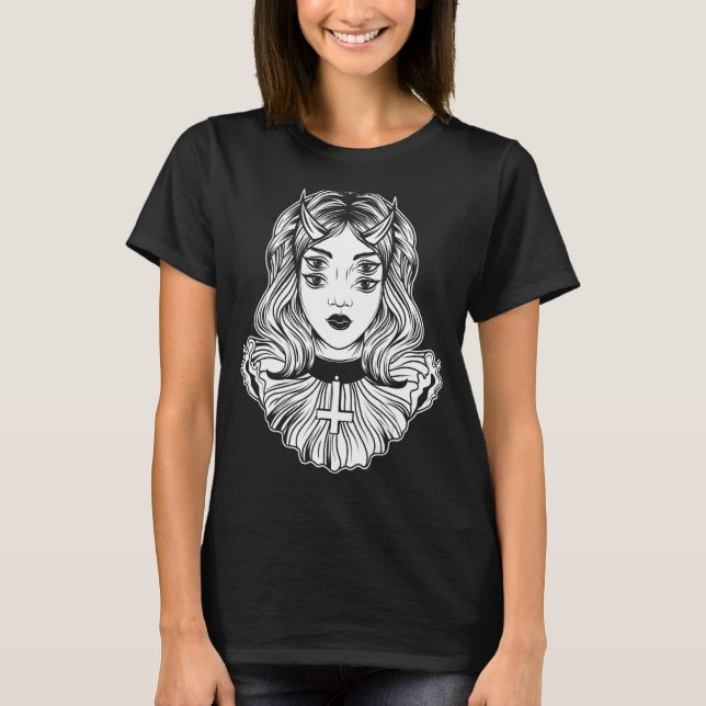 Camiseta Gothic Devil Girl Satanic Goth Occult Occultism Ha (Frente)