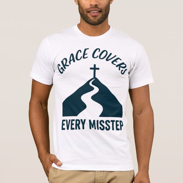 Camiseta Graça Cobre Todo Passo em Falso (Frente)
