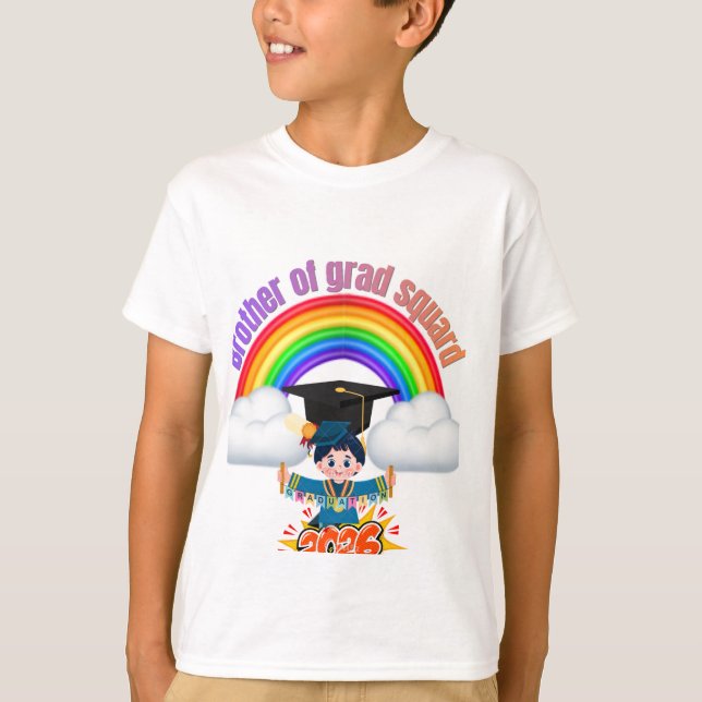 Camiseta Grad Squad 2026 Rainbow Graduation Family Matching (Frente)