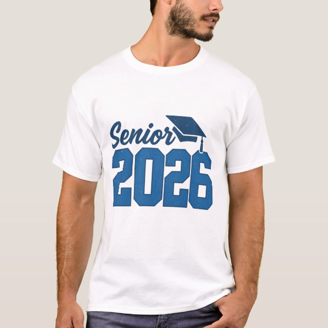 Camiseta Graduação 2026" "Classe de Mais velho de 2026" (Frente)