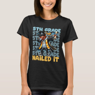 Camiseta Graduação De 5 De Graduação De Dabbing Nails Cl De