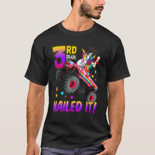 Camiseta Graduação de Caminhão do Unicorn Monster