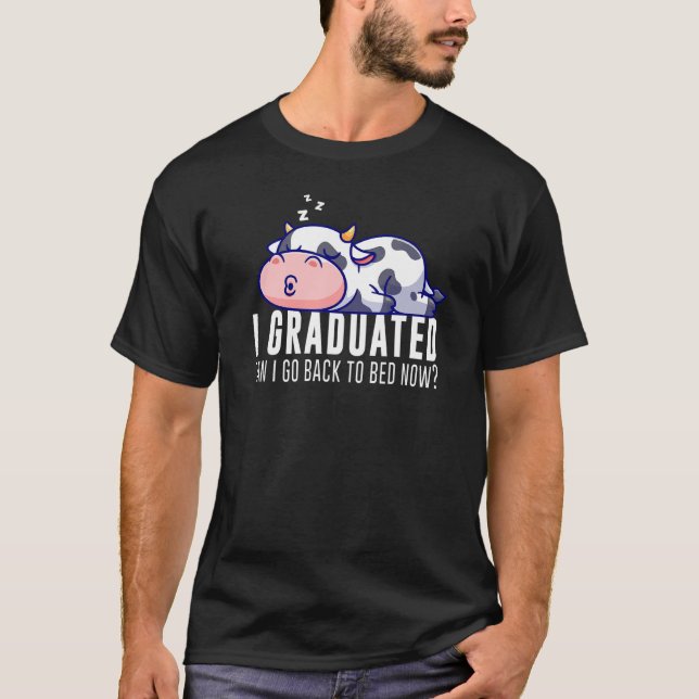Camiseta Graduação de Vaca Eu me Formei Posso Voltar para a (Frente)