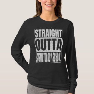 Camiseta Graduação Engraçada na Faculdade de Cosmetologia d