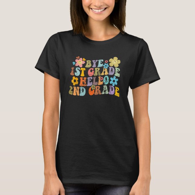 Camiseta Graduation Bye 1st Grade Hello 2nd Grade Back to S (Frente)