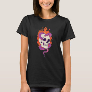 Camiseta Gráfica Caveira Flamejante & Cobra Femini