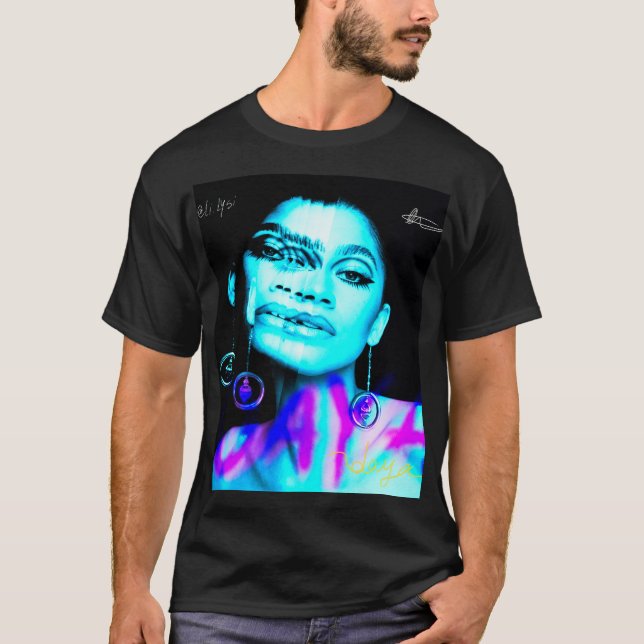 Camiseta Gráfica 'DAYA' (Frente)
