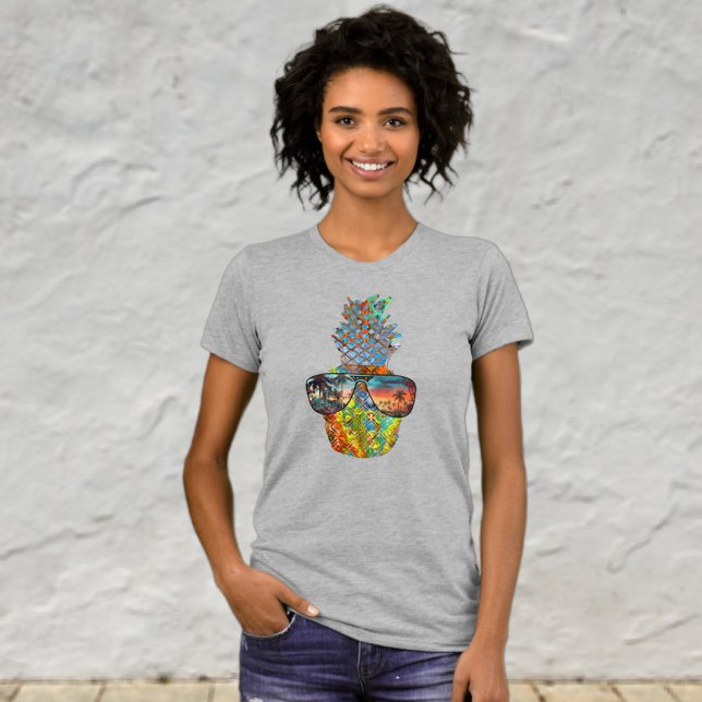 Camiseta Gráfica de Abacaxi Fofo com Óculos de Sol (Criador carregado)