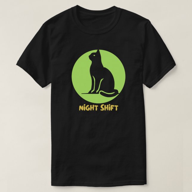 Camiseta Gráfica de Gato Preto na Lua da Turno Not (Frente do Design)