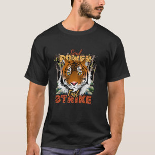 Camiseta Gráfica de Golpe Rápido com Alma de Tigre