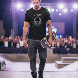 Camiseta Gráfica Grunge com Caveira e Coração