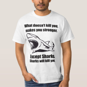 Camiseta Gráfica – O Que Não Mata Humor Tee