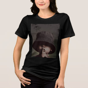 Camiseta Gráfica Tendência – Design Estiloso Único
