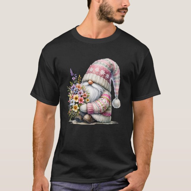 Camiseta Gráfico De Gnomo De Inverno Para Flores E Verão (Frente)