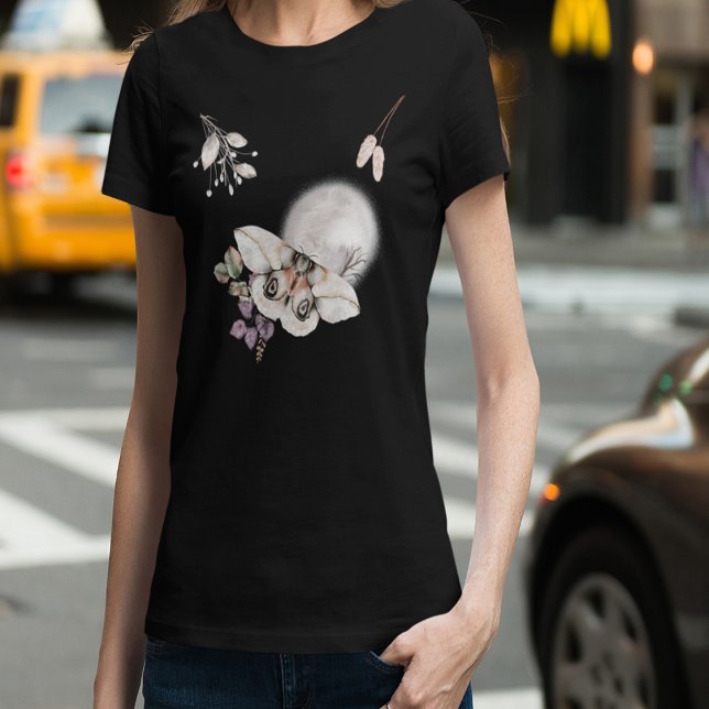 Camiseta Gráfico de Moth Ligada (Moonlit Moth Graphic T-Shirt)