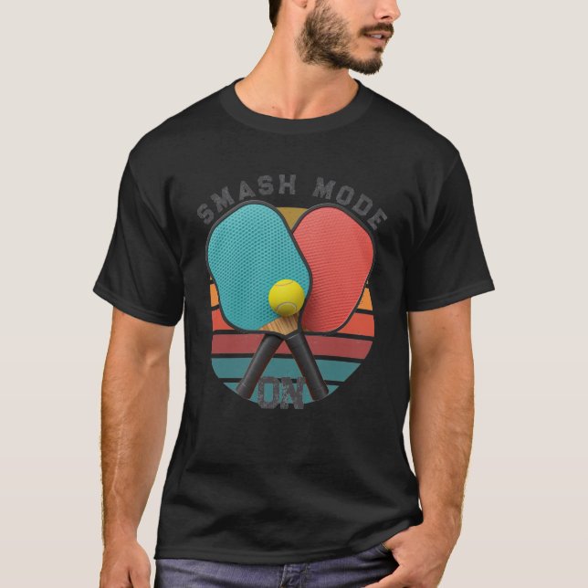 Camiseta • Gráfico de Remada no Modo Smash de Pickleball Re (Frente)