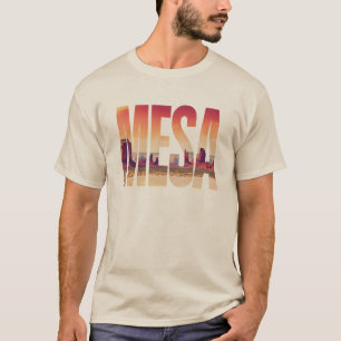 Camiseta Gráfico de Tipografia Mesa Incorporado