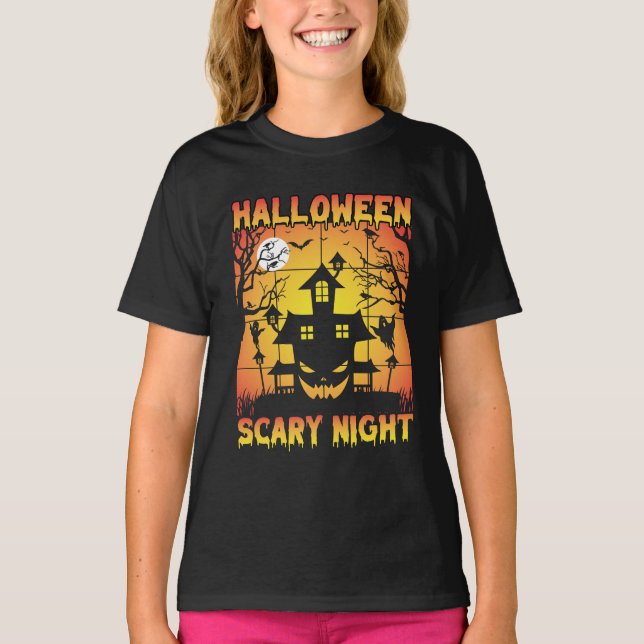 Camiseta Gráfico do Dia das Bruxas Assombrado de Spooky (Frente)