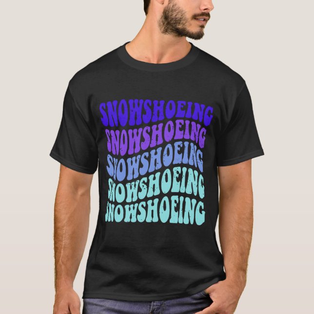 Camiseta Gráfico Groovy Snowshoing (Frente)