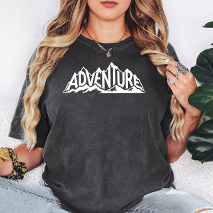 Camiseta Gráficos de Texto Montanha de Aventura