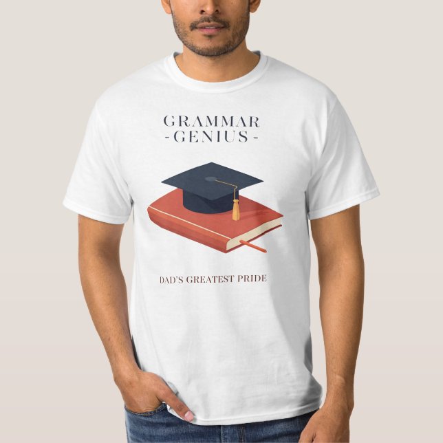 Camiseta Grammar Genius – Dad’s Greatest Pride (Frente)