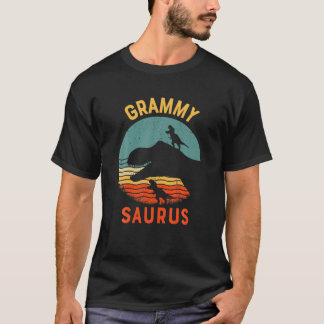 Camiseta Grammy Dinosaur Grammysaurus Matando Família