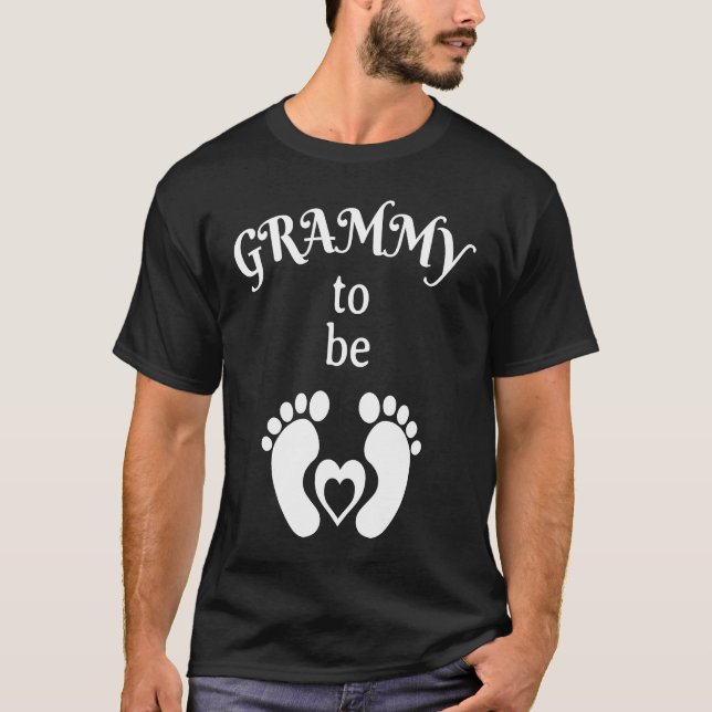 Camiseta Grammy To Be Pregnancy Announcement for New Baby S (Frente)