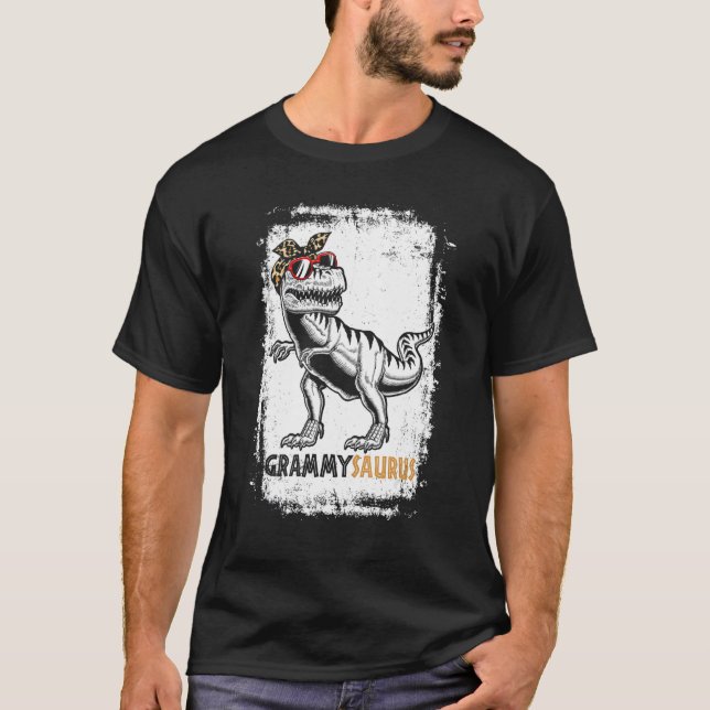 Camiseta Grammysaurus Rex Avó Dinossauro Rex Grammy Sauru (Frente)