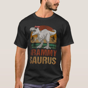 Camiseta Grammysaurus T Rex Dinossaur Grammy Surus Mãe