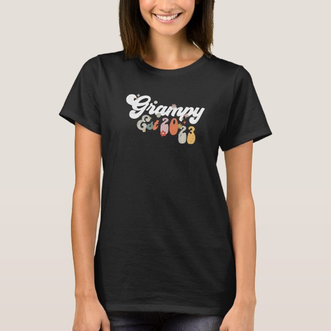 Camiseta Grampy Est 2023 Retro Groovy New Grampy (Frente)