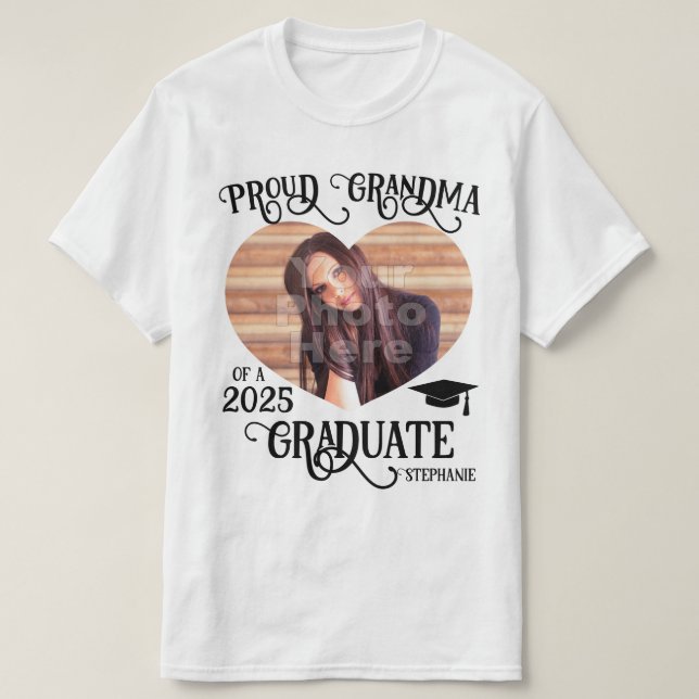 Camiseta Grande Coração Fotográfico Orgulhosa Avó 2023 Grad (Frente do Design)