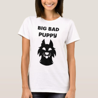 Camiseta grande e ruim