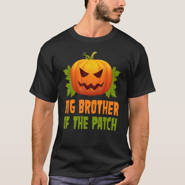 Camiseta Grande Irmão Da Família Patch Halloween (Frente)