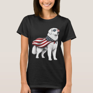 Camiseta Grande Pirenéus 4 De Julho Cachorro Com Bandeira A
