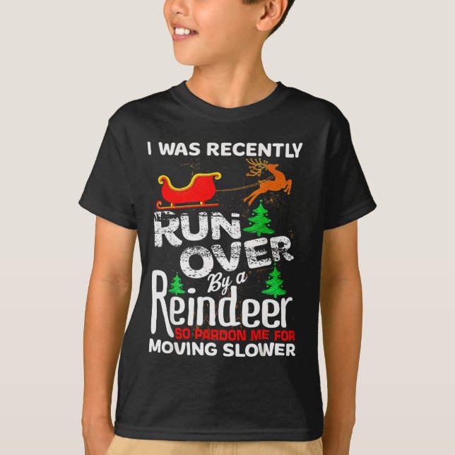 Camiseta Grandma Got Run Over By A Reindeer Christmas So Pa (Frente)