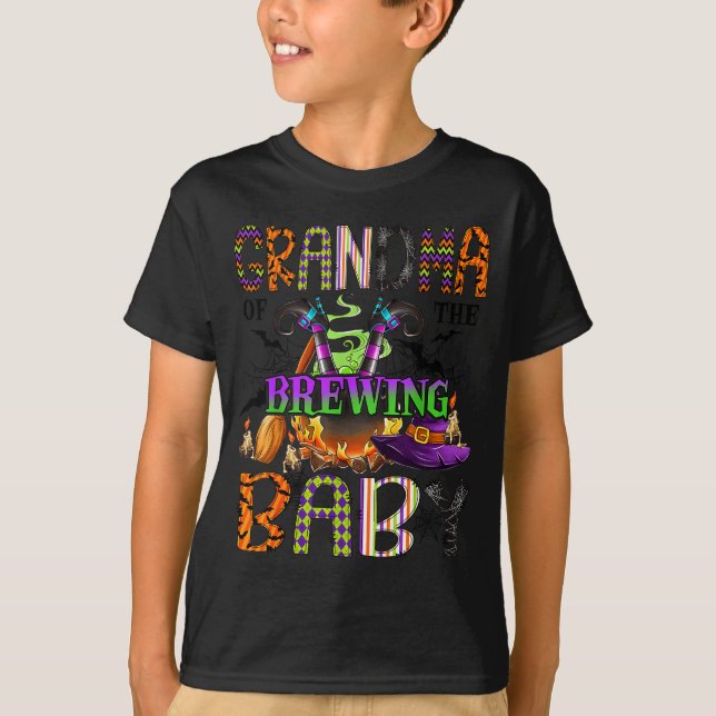 Camiseta Grandma Of Brewing Baby Halloween One Soky Grandma (Frente)