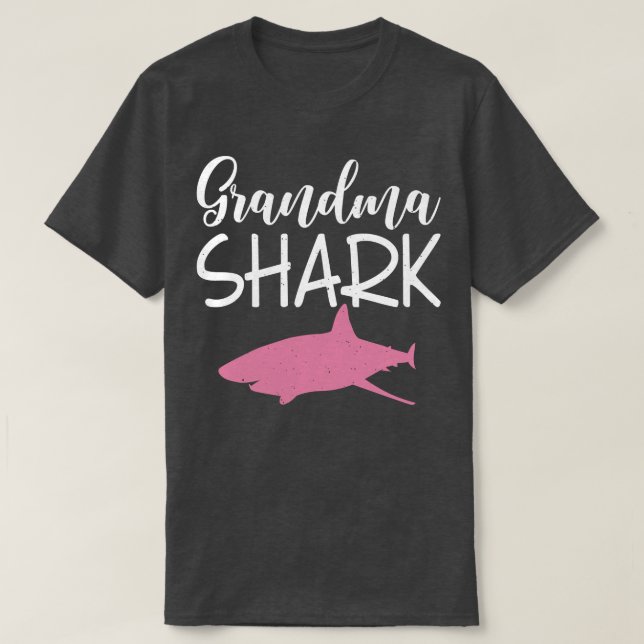 Camiseta Grandma Shark Family Shark Lover  (Frente do Design)