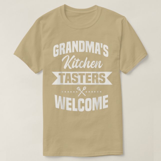 Camiseta Grandmas Kitchen Tasters Welcome Cooking Epert Che (Frente do Design)
