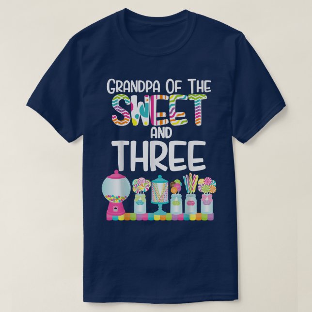 Camiseta Grandpa Of The Sweet and Three Candy Birthday Loll (Frente do Design)