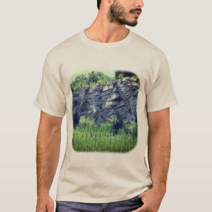 Camiseta Granite Rock Wall Cattails Pond Nature