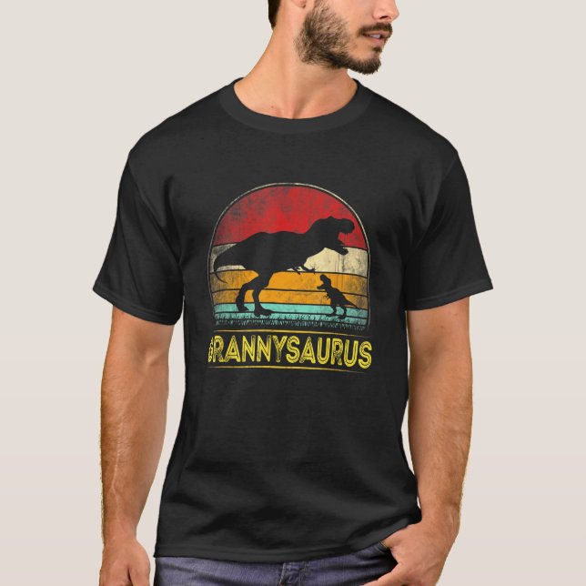 Camiseta Grannysaurus T Rex Dinossaur Avó Sara Família M (Frente)