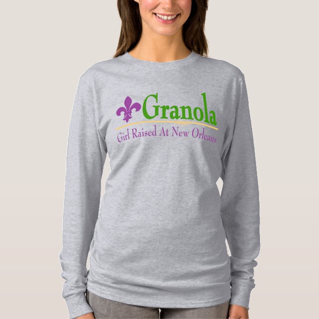 Camiseta Granola: Rapariga Criada Em New Orleans T-Shirt (Frente)