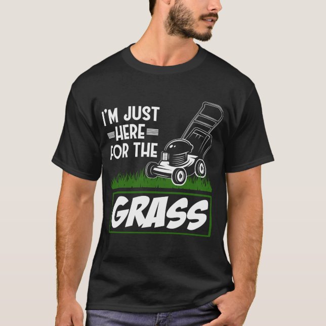Camiseta Grass Mowing Lawn Care Funny Lawn Mower (Frente)