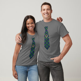 Camiseta Gravata com Insígnia e Tartan Escocês da Forbes