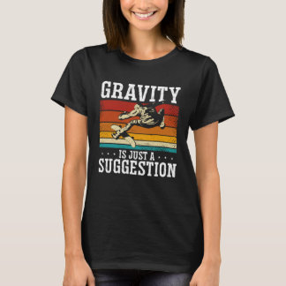 Camiseta Gravity Is Just A Suggestion Backprint Skateboardi
