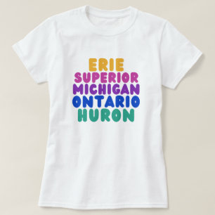 Camiseta Great Lakes com Texto Arco-Íris