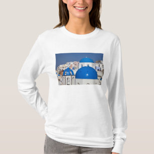 Camiseta Grécia, Santorini. Torre sineira e cúpulas azuis d